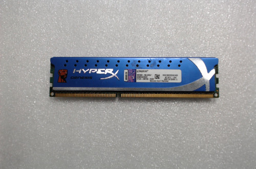Модуль пам'яті для комп'ютера KINGSTON DDR3 2Gb 1866hz (KHX1866C9D3K2/4GX)