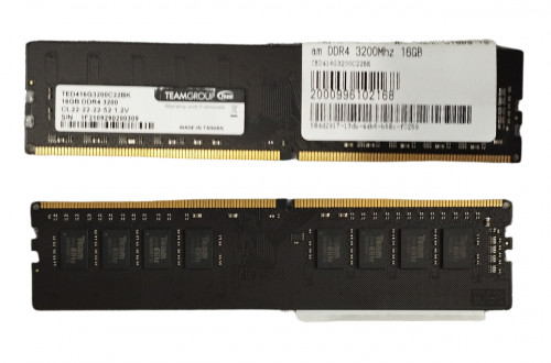 Модуль пам'яті для комп'ютера Team DDR4 3200Mhz 16GB (TED416G3200C22BK)