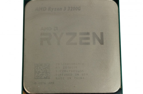 Процесор sAM4 AMD Ryzen 3 3200G (3.6Ghz/4MB) (YD3200C5M4MFH)